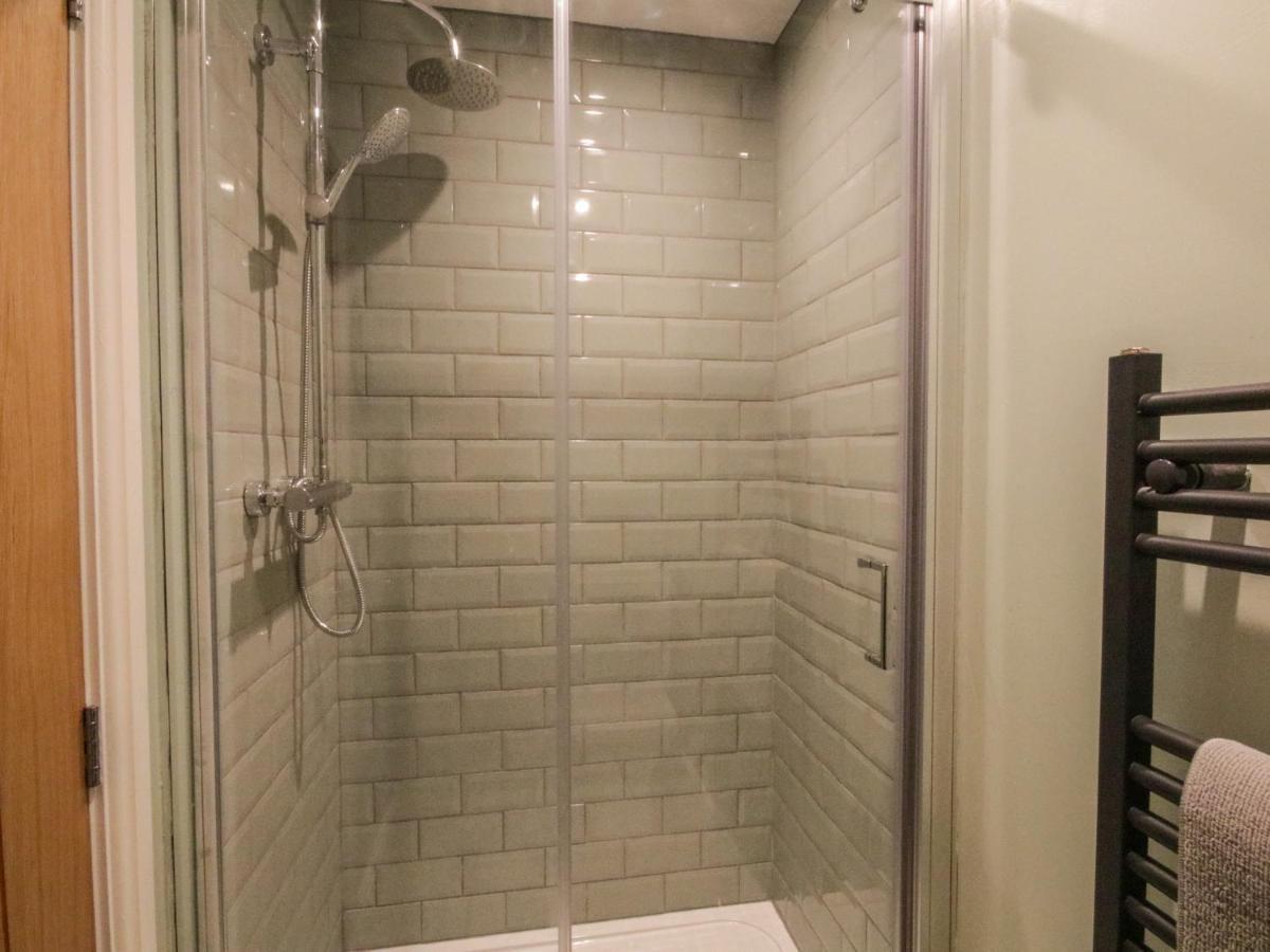 Sun Trevor Barn 2 Villa Llangollen Ngoại thất bức ảnh
