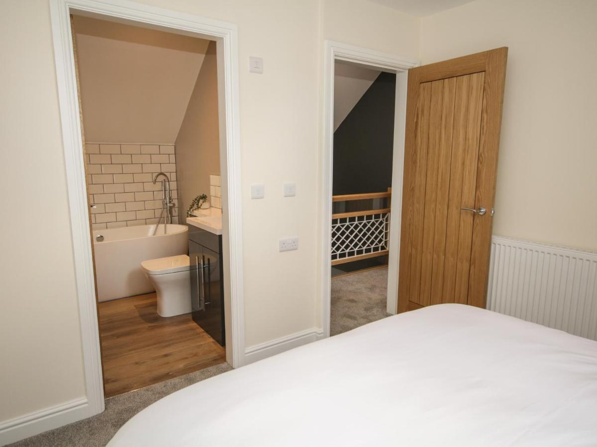 Sun Trevor Barn 2 Villa Llangollen Ngoại thất bức ảnh